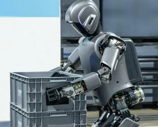 从实验室到家庭“2026郑州人工智能展会”加速具身智能产品落地